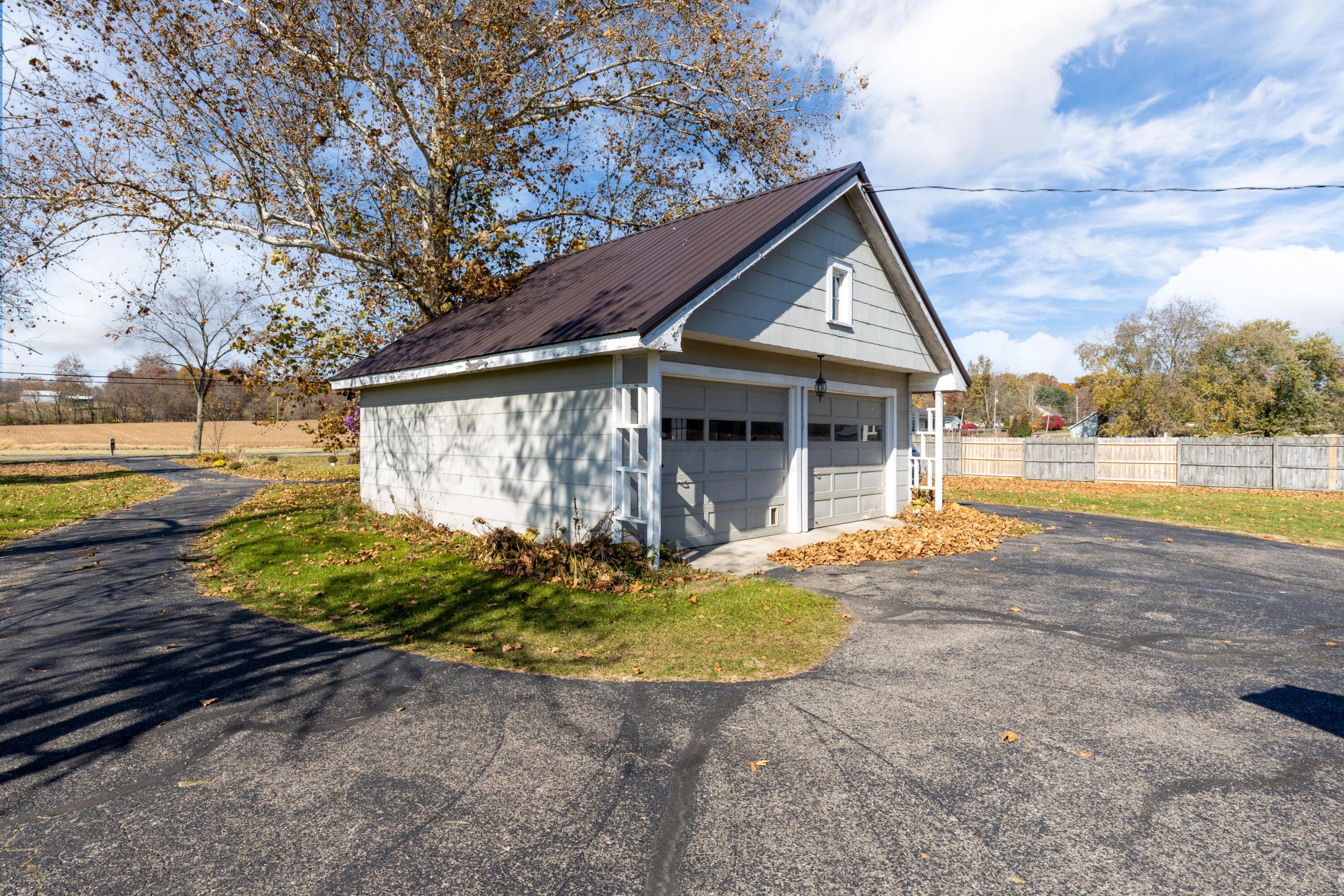 320 County Line Road Hopewell, OH 43746 - Photo 27 of 29 320CountyLineRd.-Exterior-13