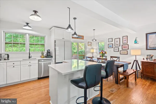$5,350 | 809 East Timber Branch Parkway, Alexandria, VA 22302
