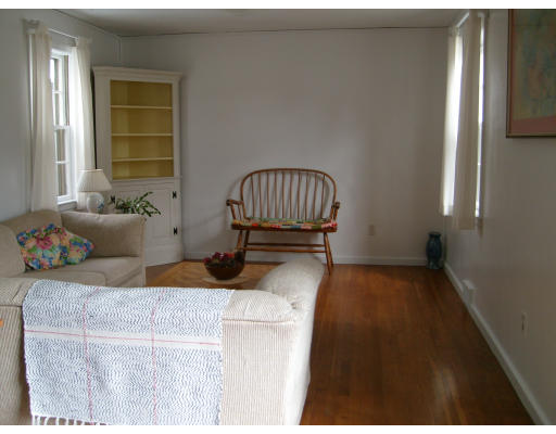 48 Meadow Road Northborough, MA 01532 - Photo 6 of 9 Gallery Image 6