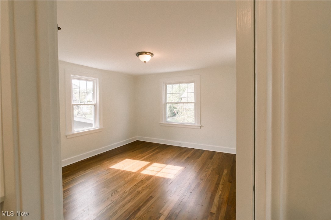 2653 Kingston Road Cleveland, OH 44118 - Photo 17 of 31 Gallery Image 17