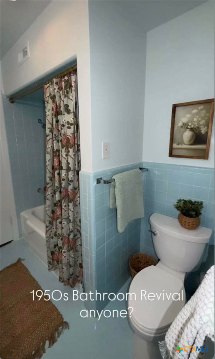 1601 North 15th Street Temple, TX 76501 - Photo 17 of 18 2nd Bathroom