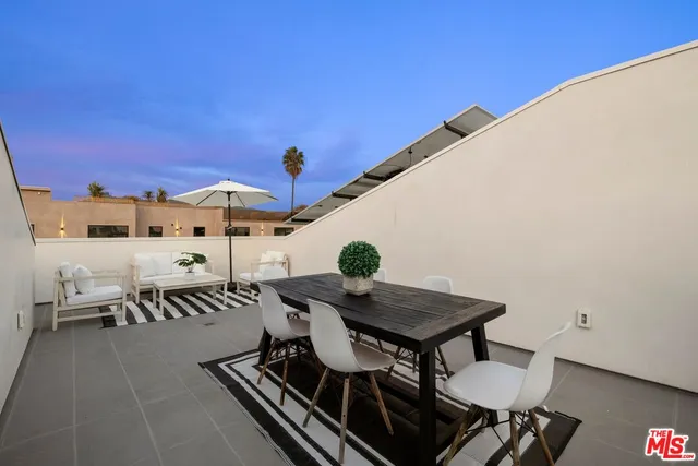 $1,449,000 | 1011 North Ogden Drive, Unit 105, West Hollywood, CA 90046