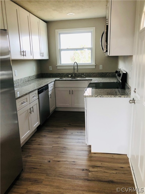 3112 Duncan Road Richmond, VA 23223 - Photo 3 of 30 Gallery Image 3