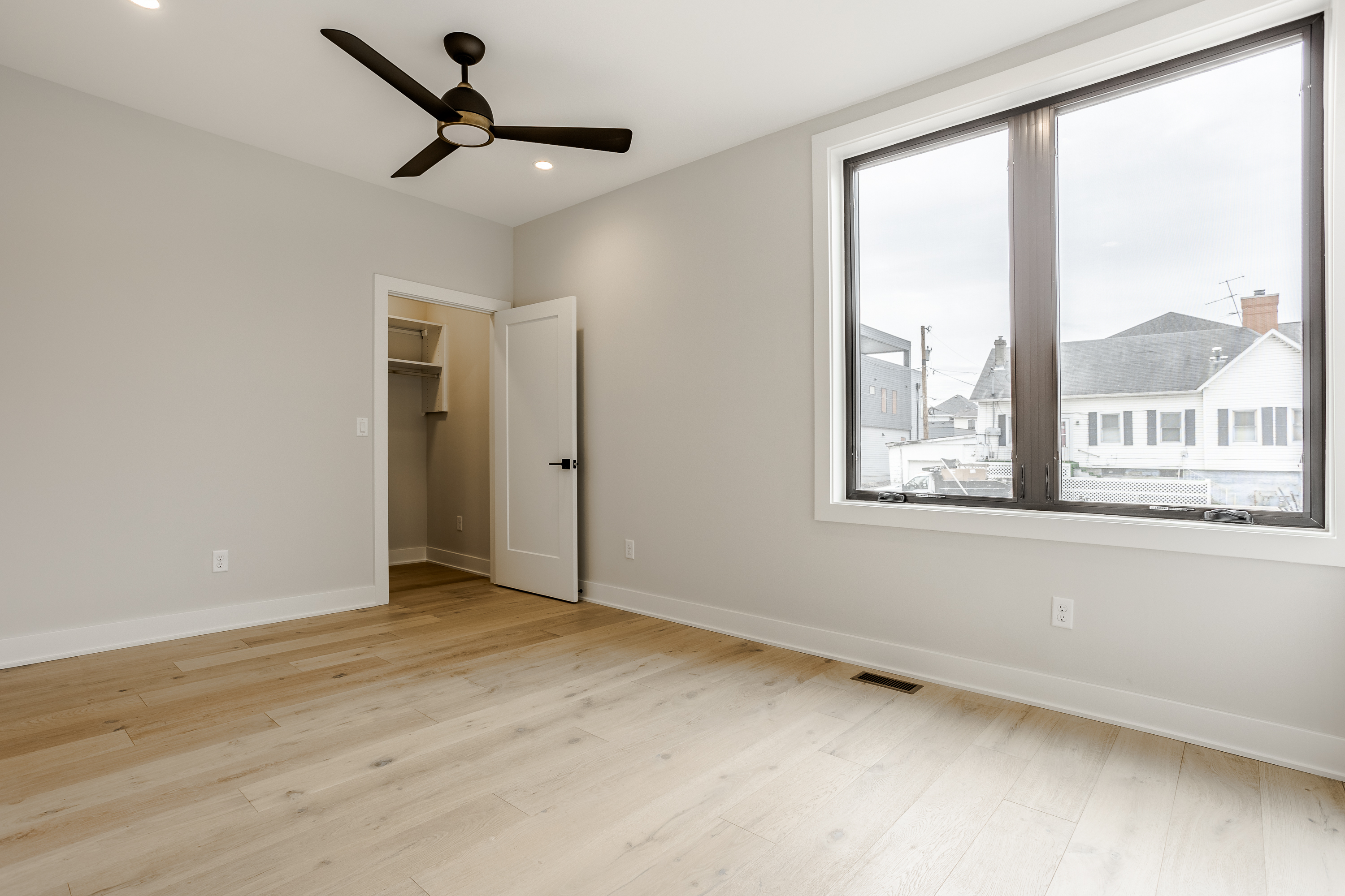505 South East Street Indianapolis, IN 46225 - Photo 12 of 73