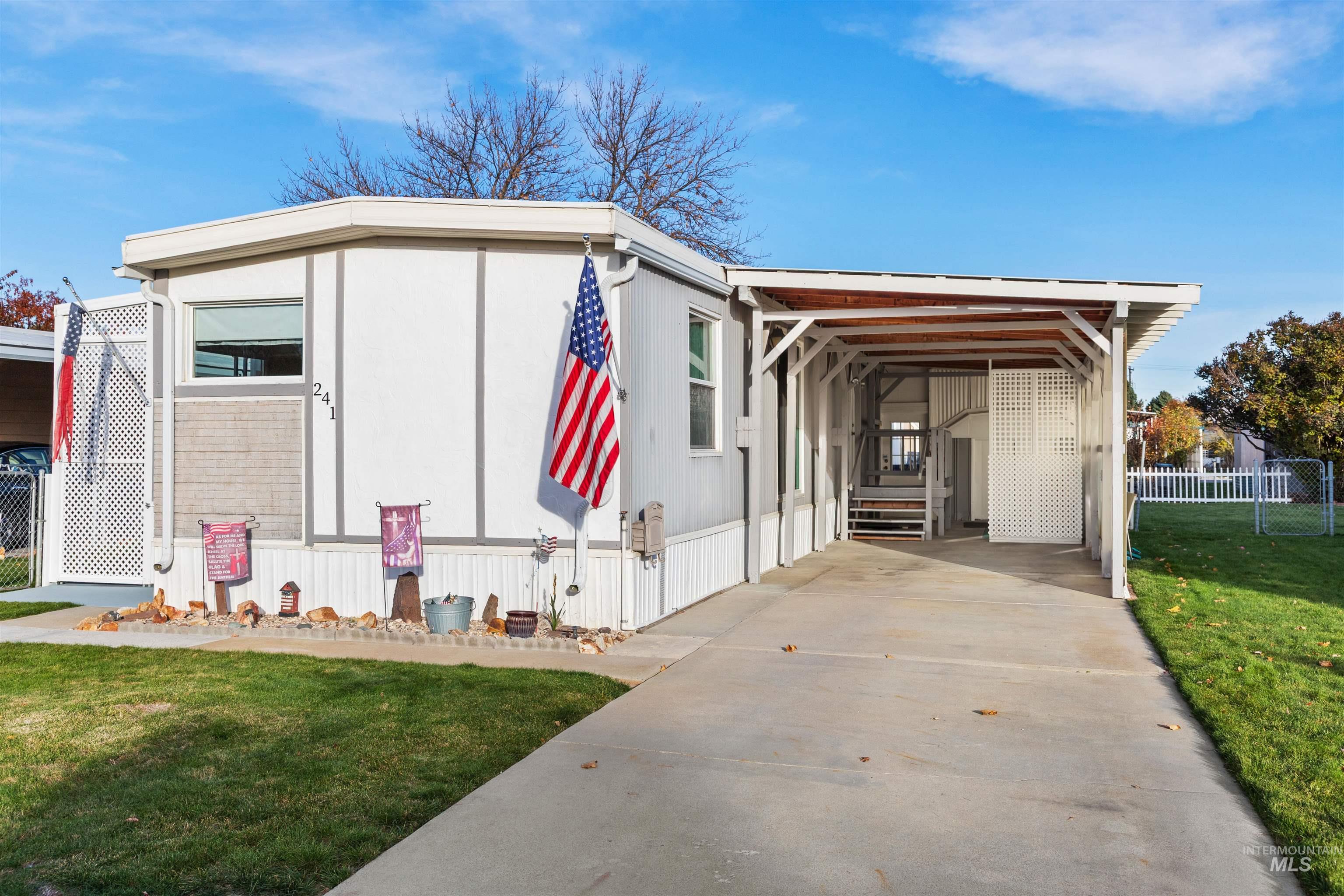241 Checola Circle Boise, ID 83713 - Photo 2 of 34