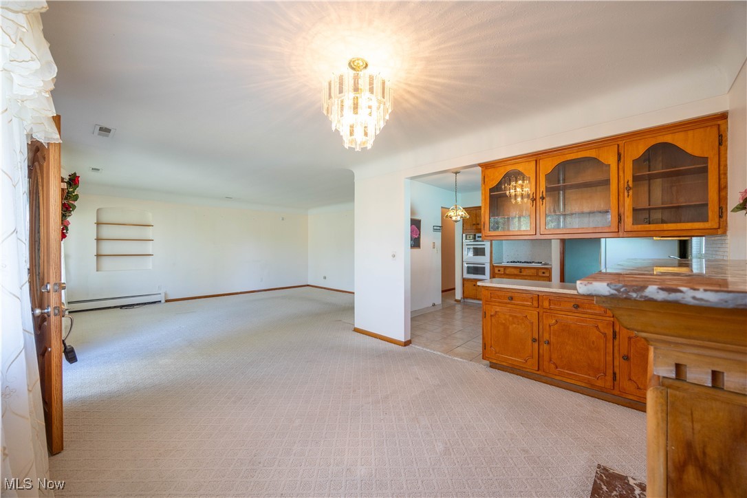 6705 Biddulph Road Cleveland, OH 44144 - Photo 14 of 42
