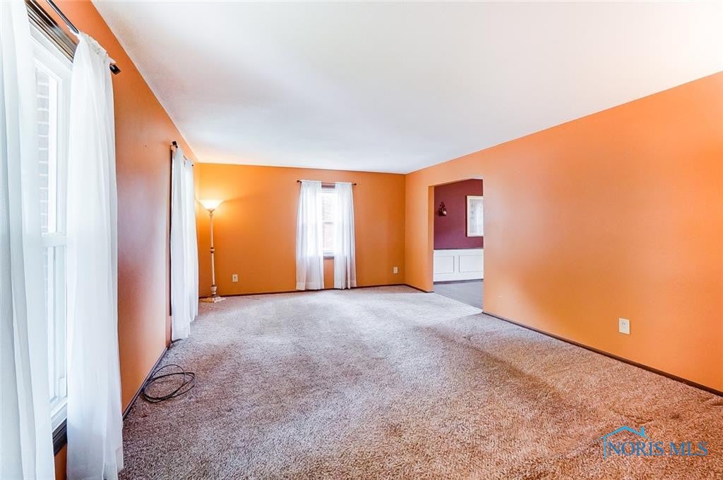 1109 Winghaven Road Maumee, OH 43537 - Photo 4 of 38 Gallery Image 4