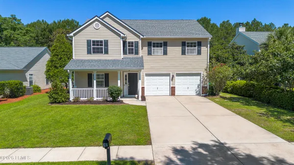 $549,900 | 41 Lakeside Drive, Bluffton, SC 29910