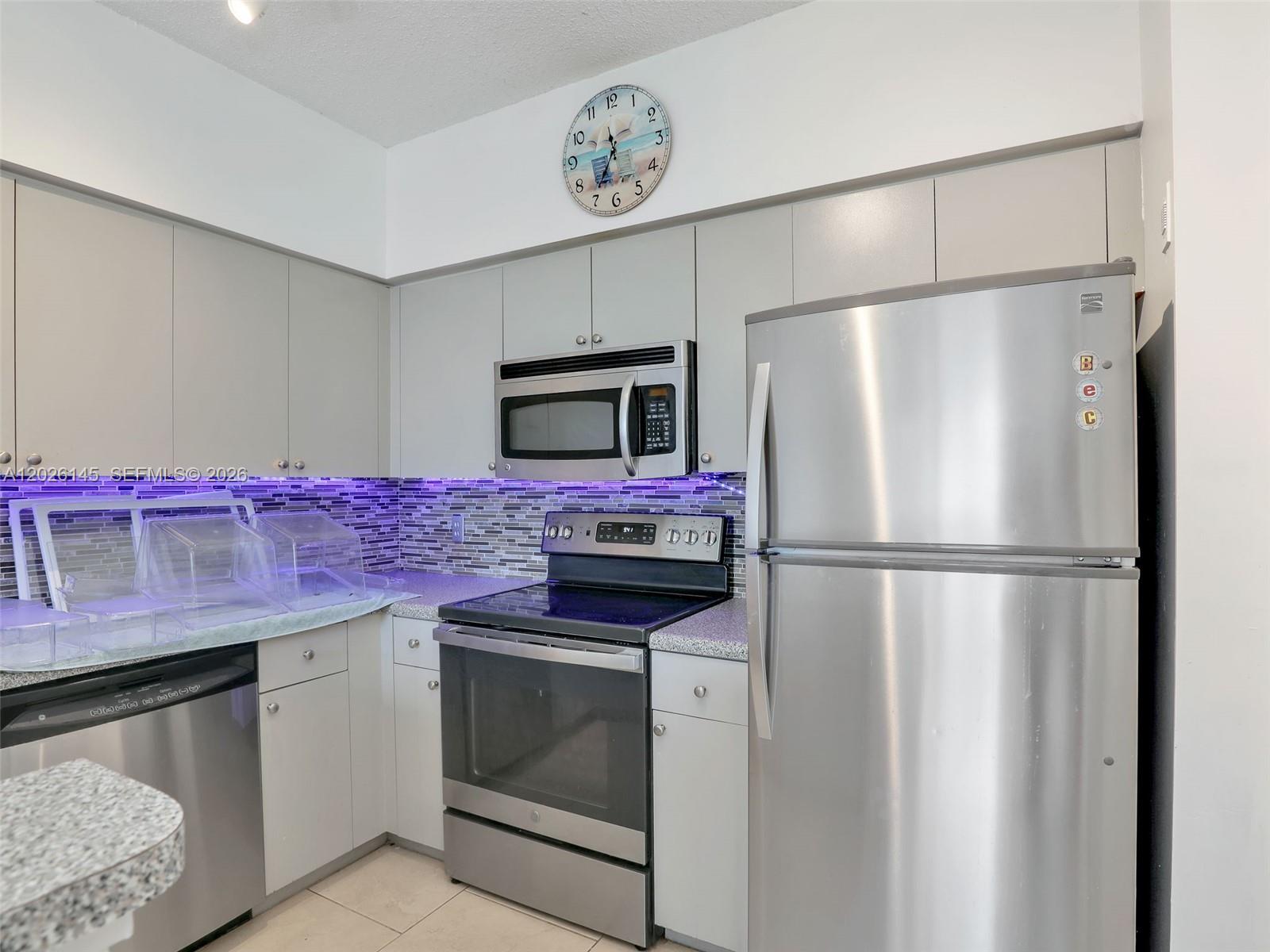 1180 Reserve Way, Unit 207 Naples, FL 34105 - Photo 12 of 31