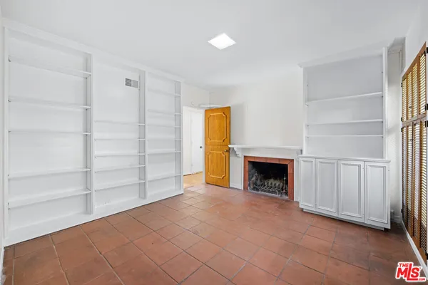 $7,299 | 11623 Canton Place, Studio City, CA 91604