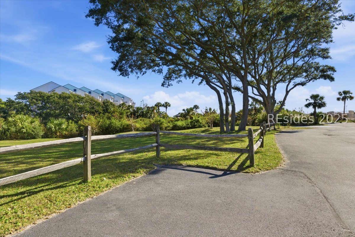 40 Folly Field Road, Unit C236 Hilton Head Island, SC 29928 - Photo 36 of 61