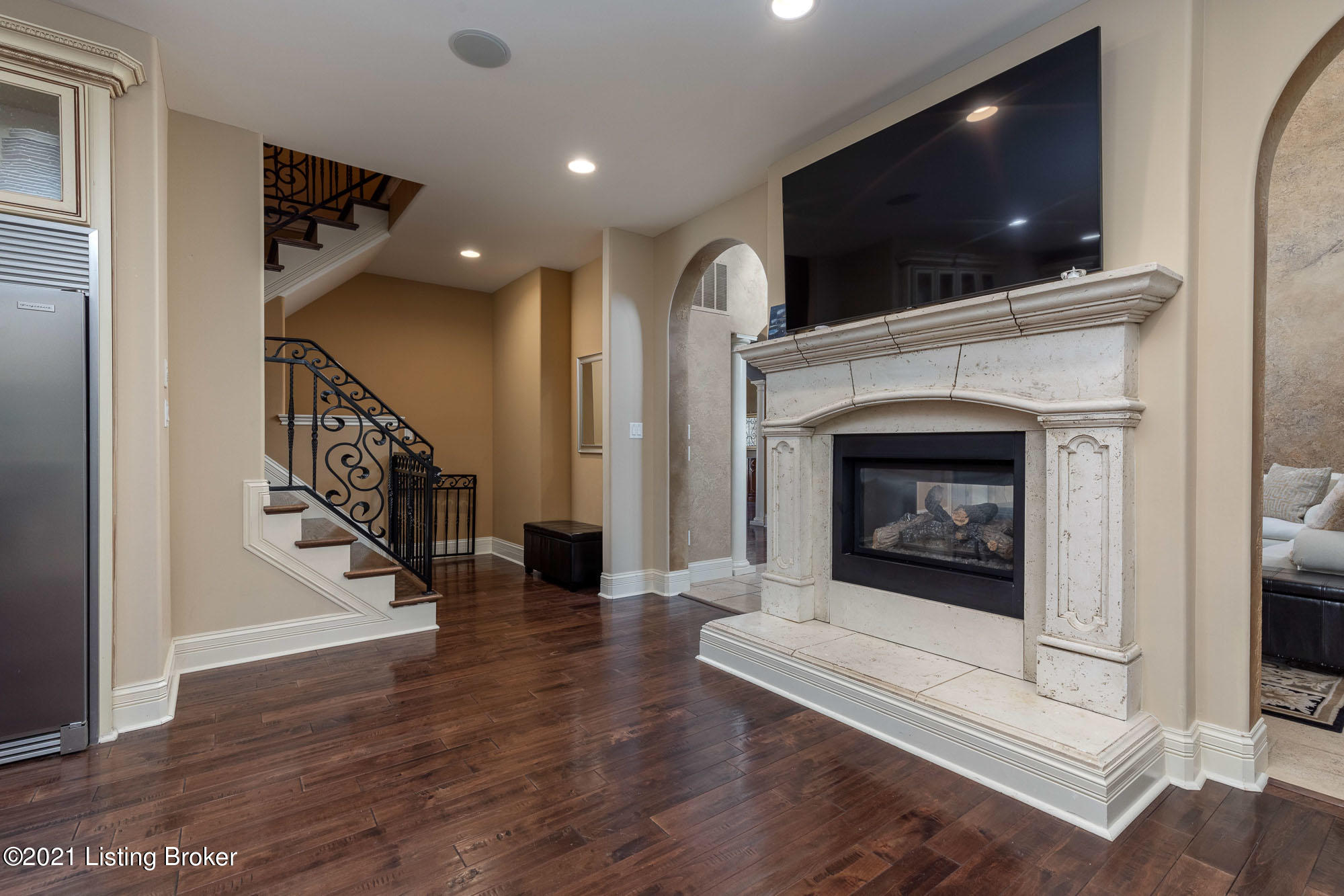 1018 Poplar Ridge Road Goshen, KY 40026 - Photo 20 of 76 Kitchen fireplace
