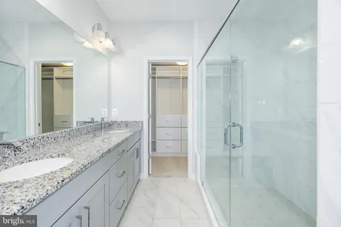 $880,000 | 620 Leigh Wy., Oxon Hill, MD 20745