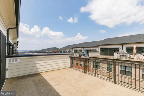 $880,000 | 620 Leigh Wy., Oxon Hill, MD 20745