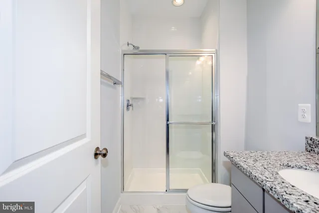 $880,000 | 620 Leigh Wy., Oxon Hill, MD 20745