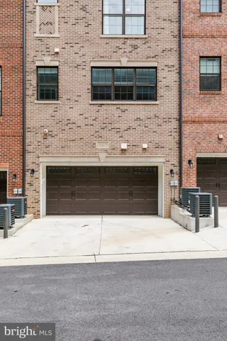 $880,000 | 620 Leigh Wy., Oxon Hill, MD 20745