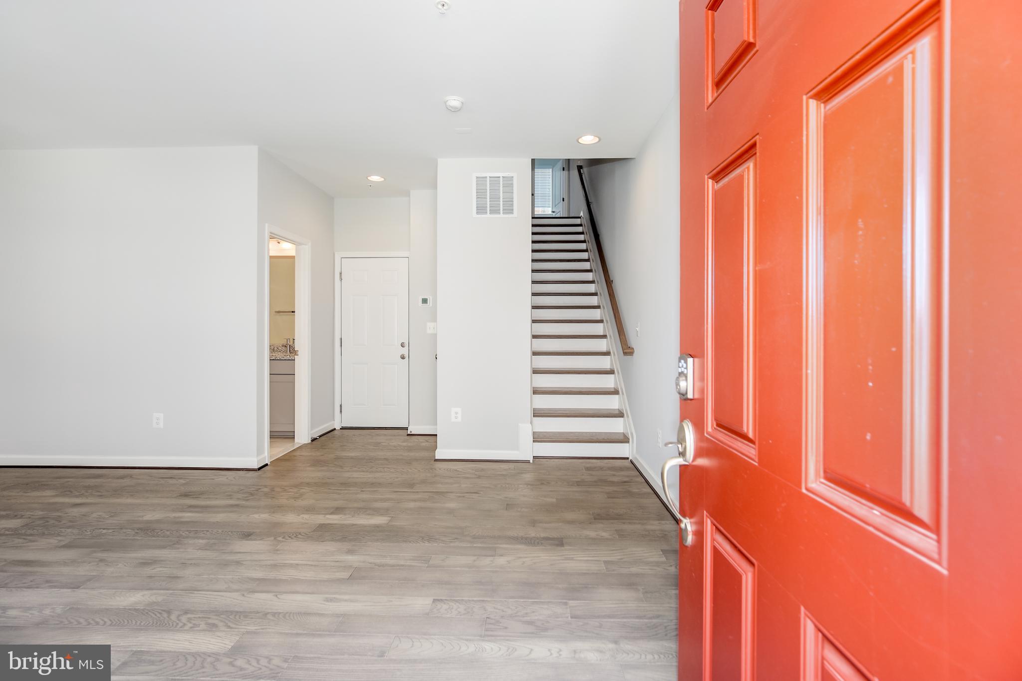 620 Leigh Wy. Oxon Hill, MD 20745 - Photo 3 of 33 Welcome Home!