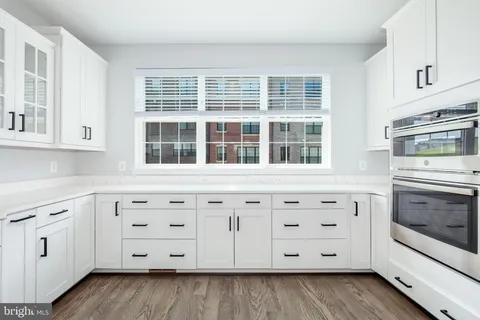 $880,000 | 620 Leigh Wy., Oxon Hill, MD 20745