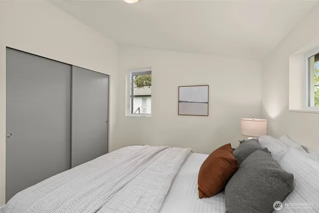 $660,000 | 6012 South 127th Lane, Seattle, WA 98178