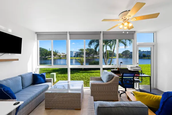 $149,500 | 1111 Cambridge East, Deerfield Beach, FL 33442