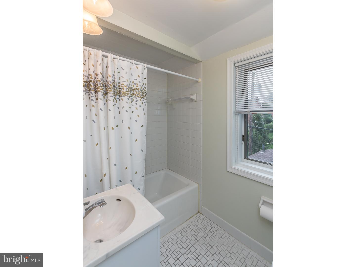 410 Upland Road Havertown, PA 19083 - Photo 21 of 25 Bathroom