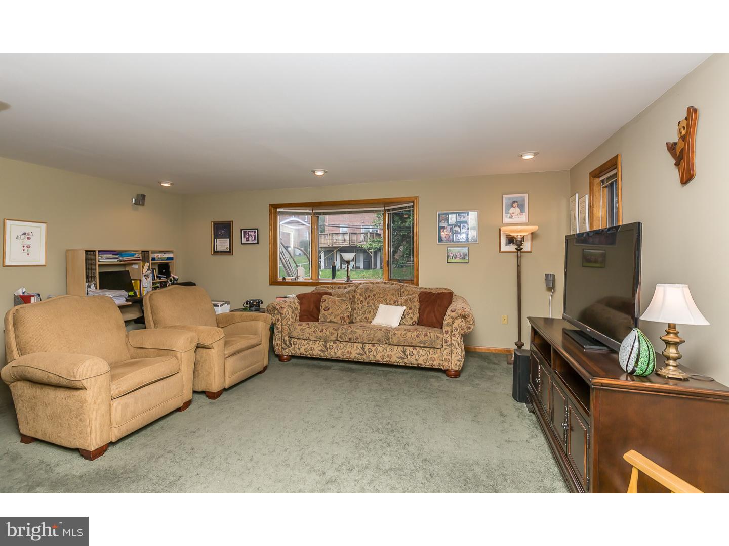 410 Upland Road Havertown, PA 19083 - Photo 10 of 25 Family Room