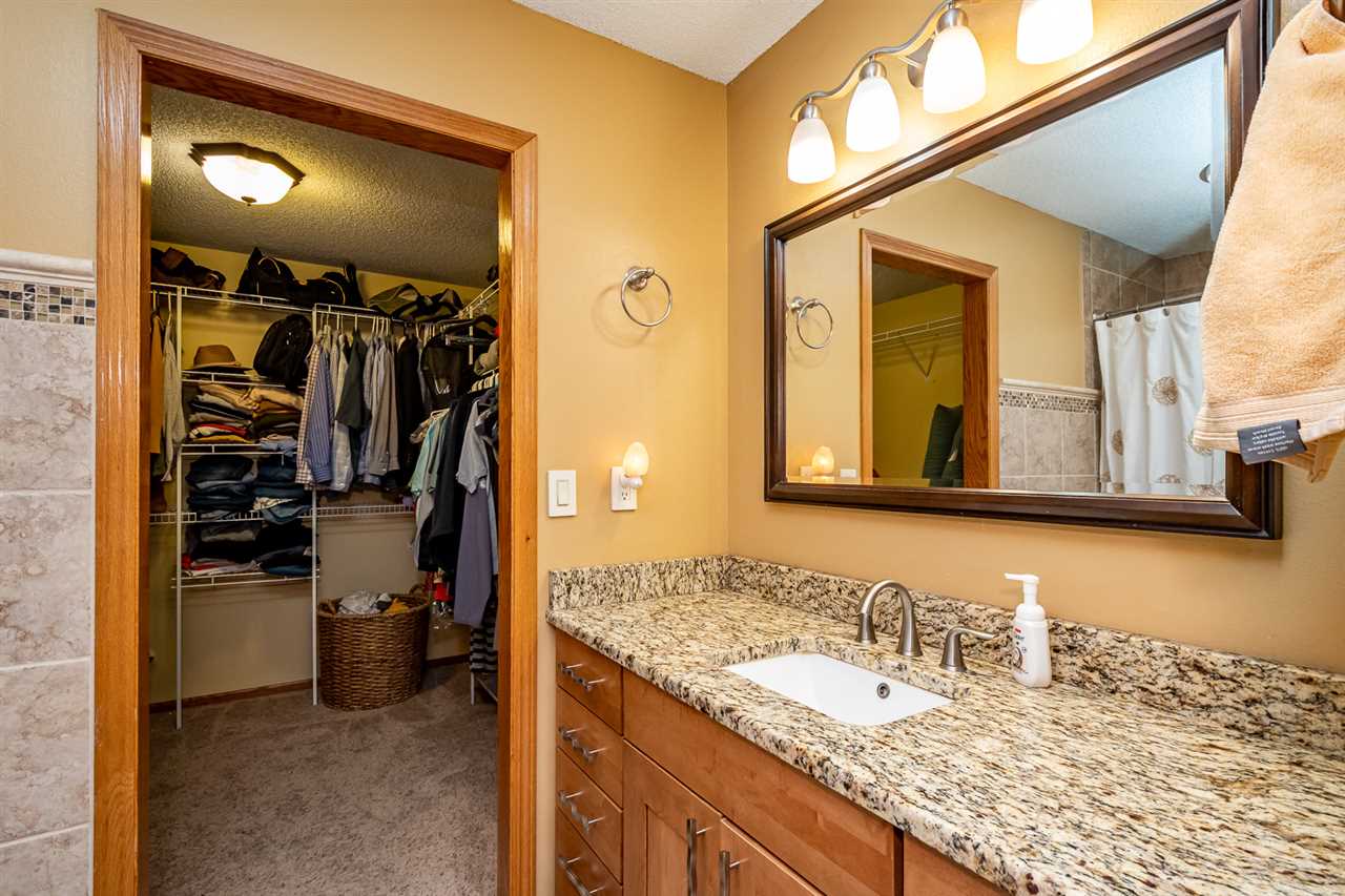 313 West Dougherty Drive Lone Tree, IA 52755 - Photo 13 of 26 Gallery Image 13