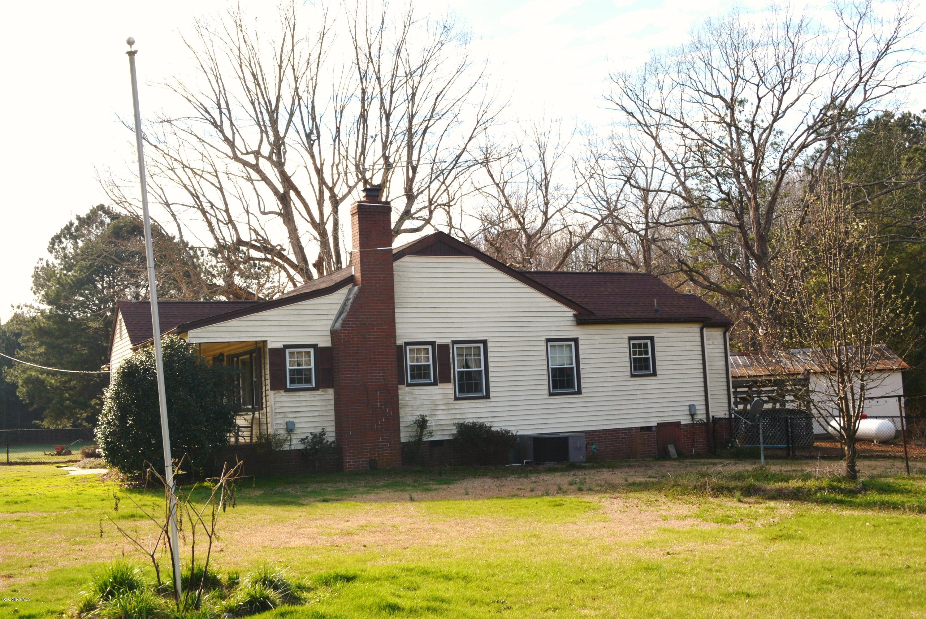 309 Layton Store Road Castalia, NC 27816 - Photo 3 of 46 LAMM RON PHOTOS 029