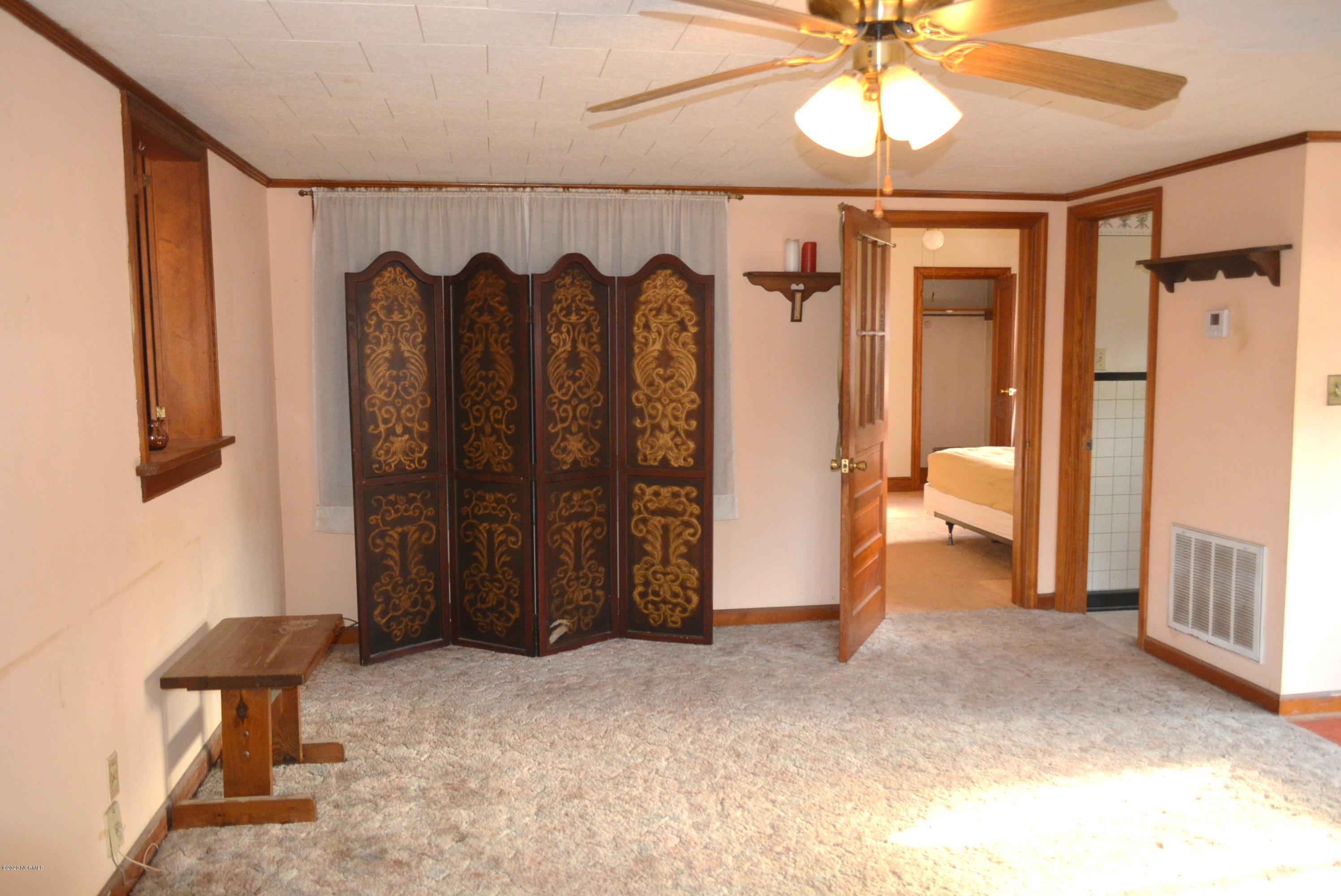 309 Layton Store Road Castalia, NC 27816 - Photo 8 of 46 LAMM RON PHOTOS 033