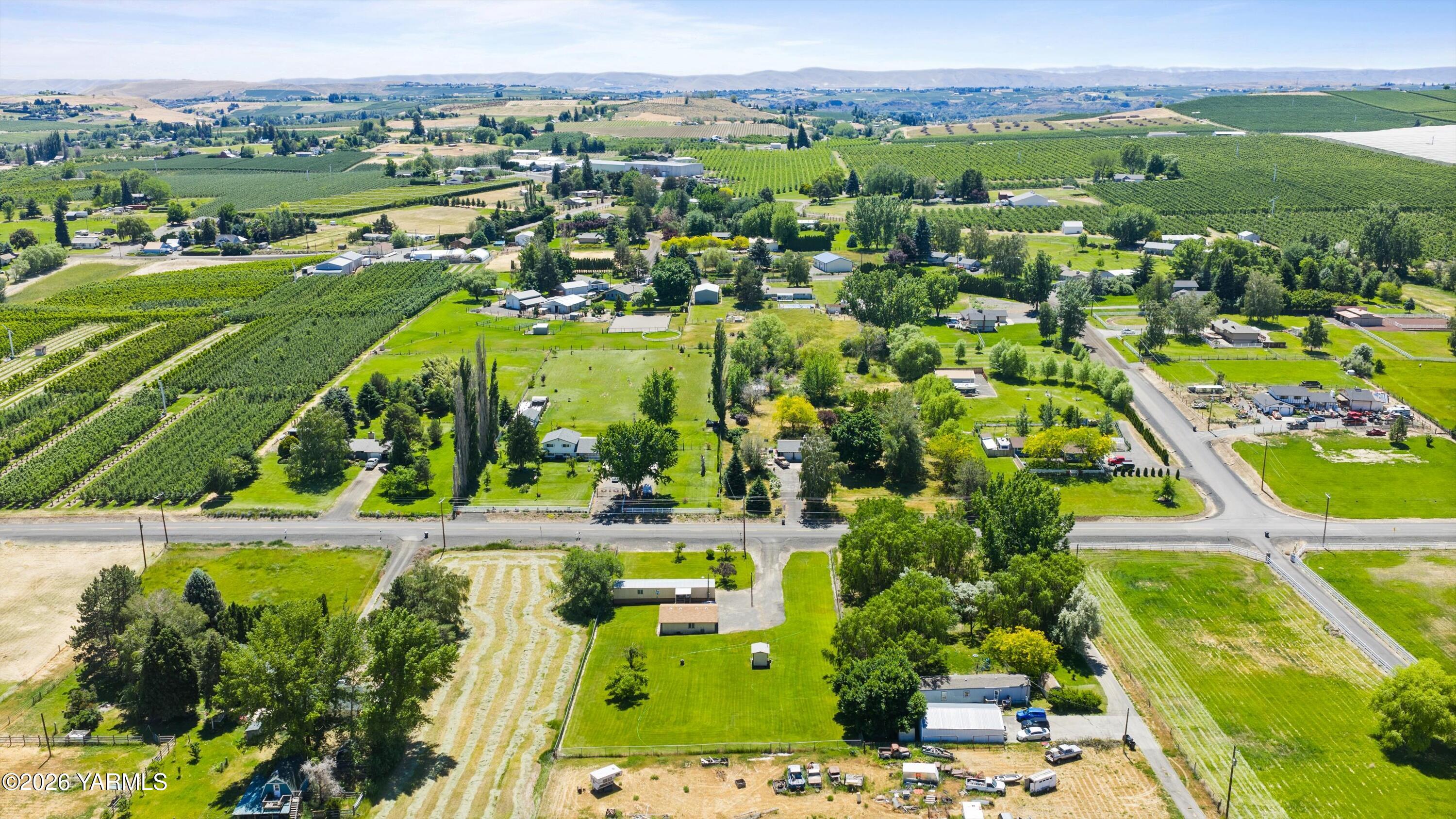 1383 Collins Road Selah, WA 98942 - Photo 10 of 15 09-DJI_20260604124849_0195_D_M4P