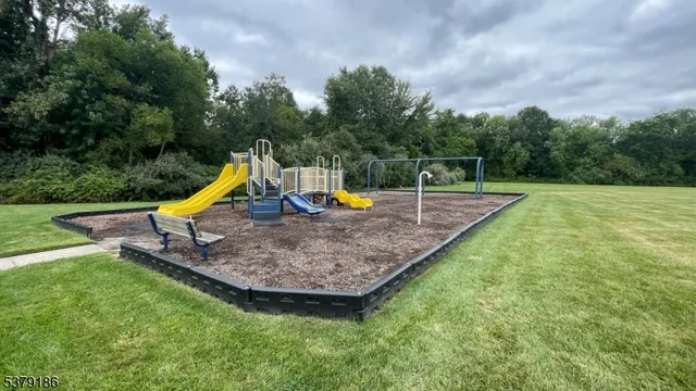 $4,300 | 12 Independence Court, Montville, NJ 07045