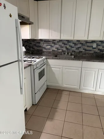 $2,750 | 81 Schooner Avenue, Barnegat, NJ 08005