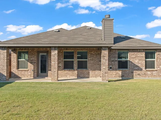 a view of utility room