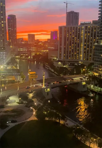 a picture of a city view