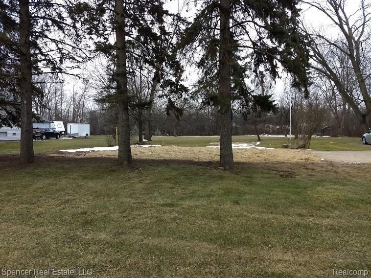 878 Trombley Road Troy, MI 48083 - Photo 3 of 8 Property from north west corner.jpg