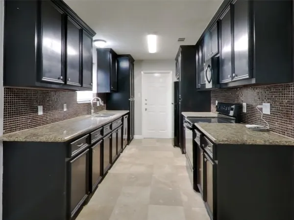 $1,709 | 2047 Lexington Woods Drive, Spring, TX 77373