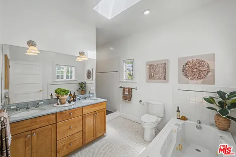 $1,899,000 | 1314 North Genesee Avenue, Los Angeles, CA 90046