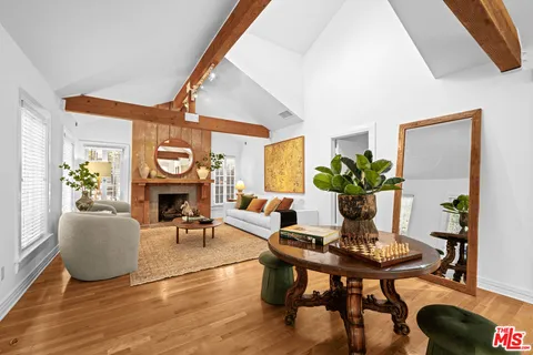 $1,899,000 | 1314 North Genesee Avenue, Los Angeles, CA 90046