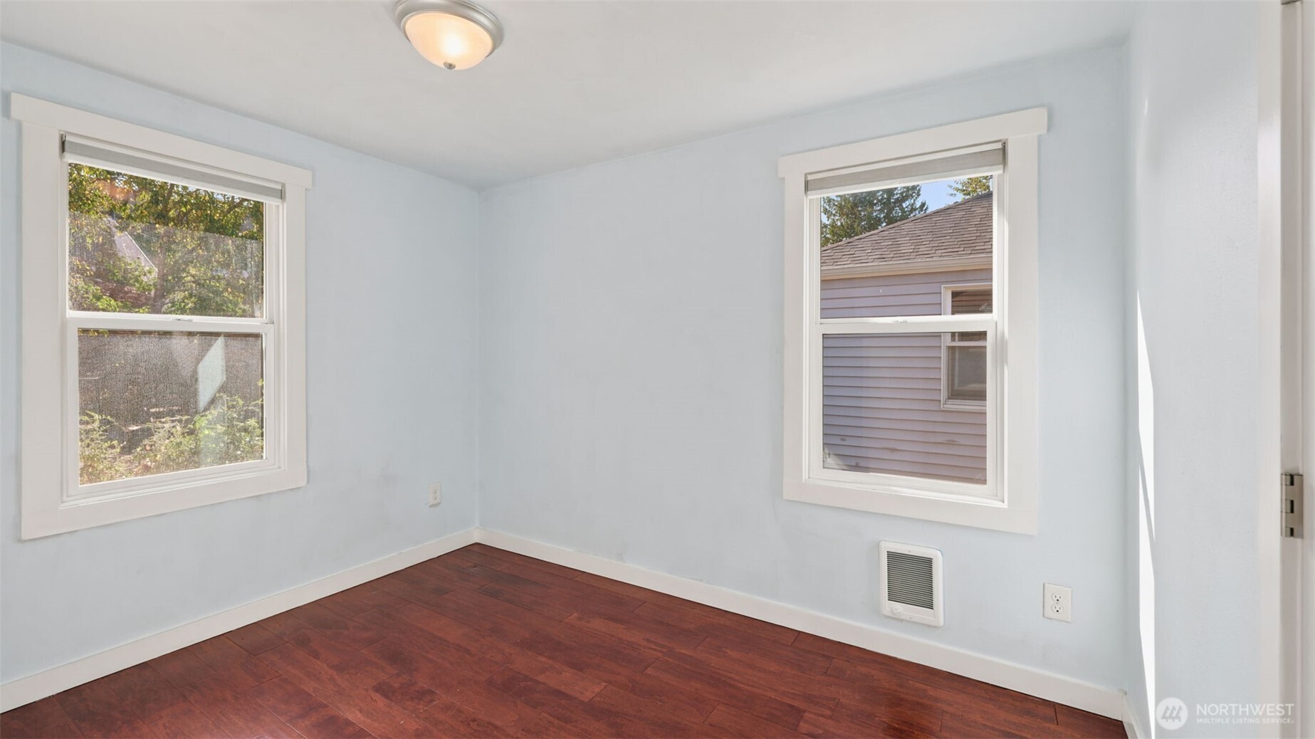 470 Grandey Way Northeast Renton, WA 98056 - Photo 13 of 25 Gallery Image 13