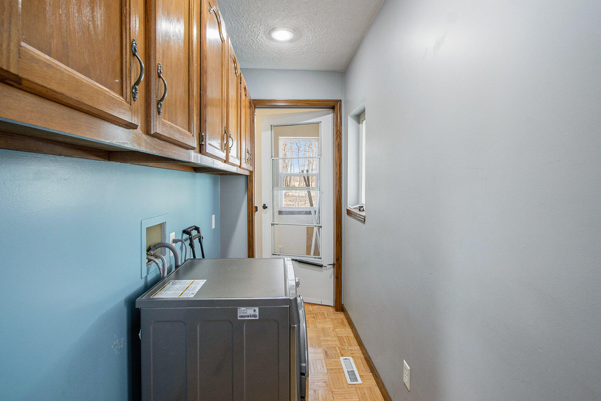 2233 North Drake Road Kalamazoo, MI 49009 - Photo 12 of 20 2233 8