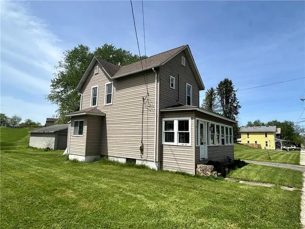 $110,000 | 403 Centennial Avenue, New Galilee, PA 16141