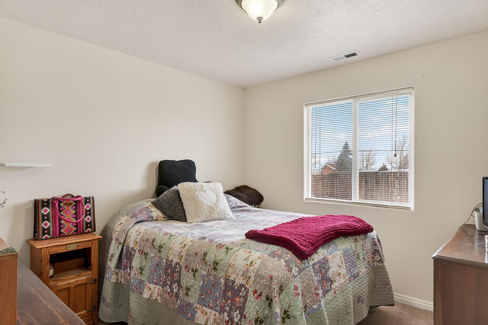 577-593 East Nichols Canyon Road, Unit 577579 & 591593 RV GARAGE Cedar City, UT 84721 - Photo 23 of 102 Bedroom 2