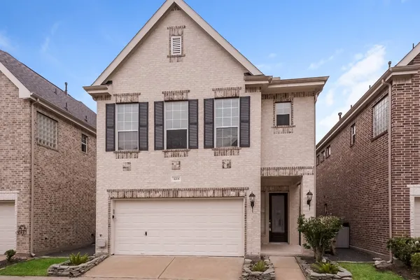 $2,110 | 3215 Holly Thicket Drive, Houston, TX 77042