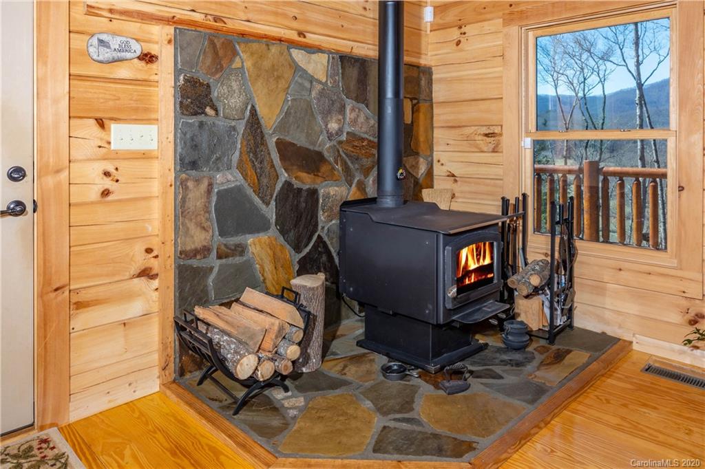 1411 Tanasee Gap Road Balsam Grove, NC 28708 - Photo 8 of 39 Gallery Image 8