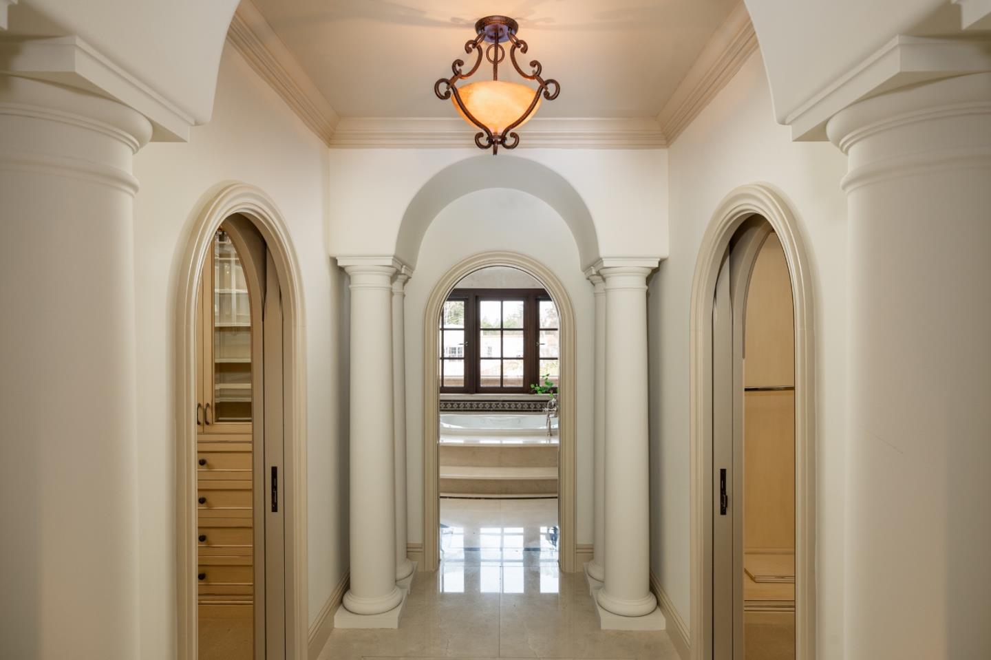 925 Seabury Road Hillsborough, CA 94010 - Photo 19 of 56