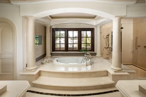 $23,800,000 | 925 Seabury Road, Hillsborough, CA 94010