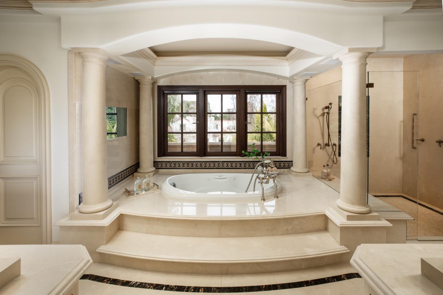 925 Seabury Road Hillsborough, CA 94010 - Photo 20 of 56