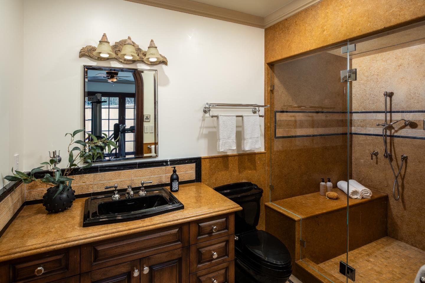 925 Seabury Road Hillsborough, CA 94010 - Photo 41 of 56