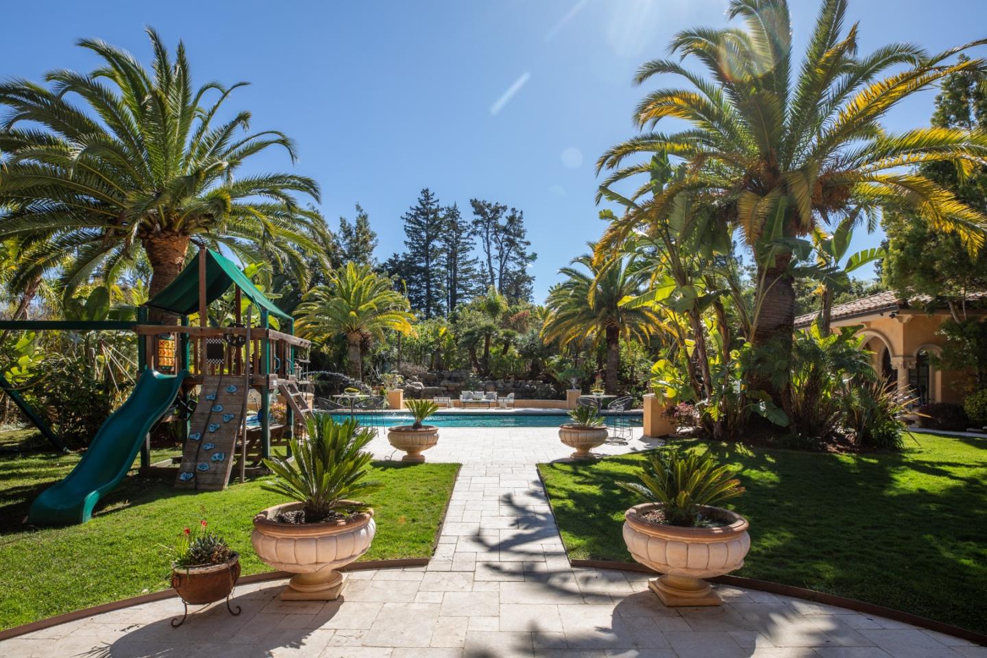 925 Seabury Road Hillsborough, CA 94010 - Photo 42 of 56