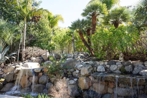 $23,800,000 | 925 Seabury Road, Hillsborough, CA 94010